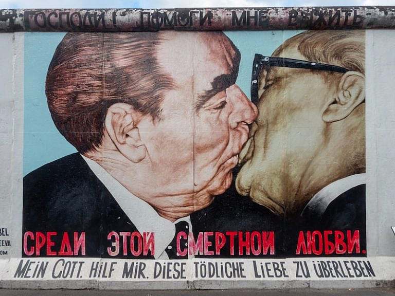 Quels étaient les principaux enjeux de la Guerre Froide ?